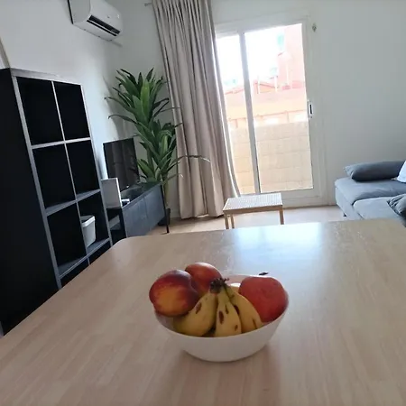Apartamento Cool! 5' To Metro. 15' To Center/beach By Metro. Santa Coloma de Gramenet