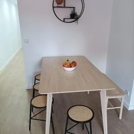 Cool! 5' To Metro. 15' To Center/beach By Metro. Apartamento *