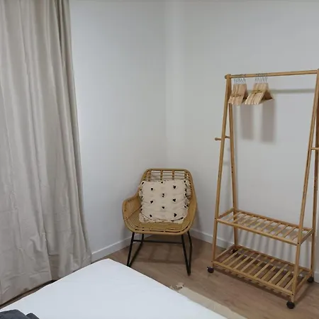 Apartamento Cool! 5' To Metro. 15' To Center/beach By Metro. *
