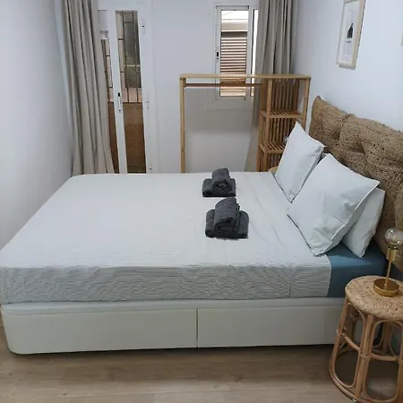 Apartamento Cool! 5' To Metro. 15' To Center/beach By Metro. Santa Coloma de Gramenet
